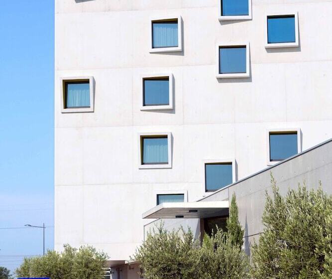 فندق Holiday Inn Express Montpellier Odysseum, An Ihg