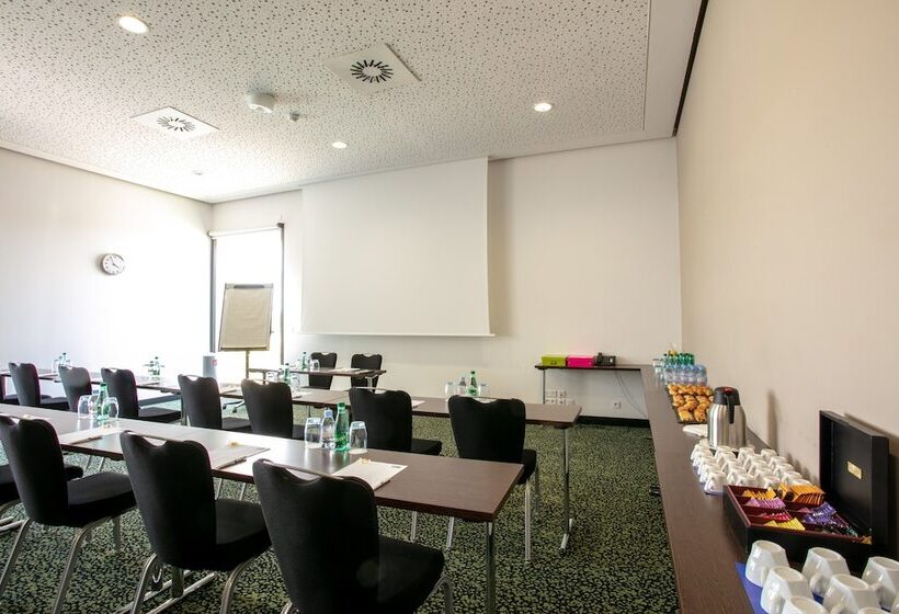 فندق Holiday Inn Express Montpellier Odysseum, An Ihg
