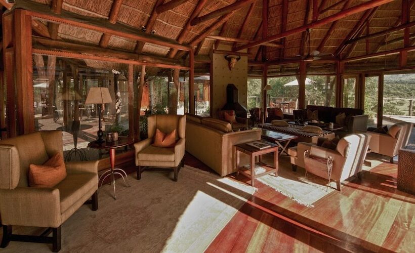 Hotel Pumba Private Game Reserve