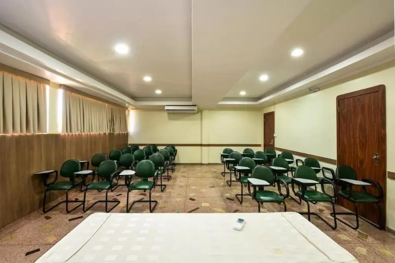 Umuarama Plaza Hotel By Castelo Itaipava