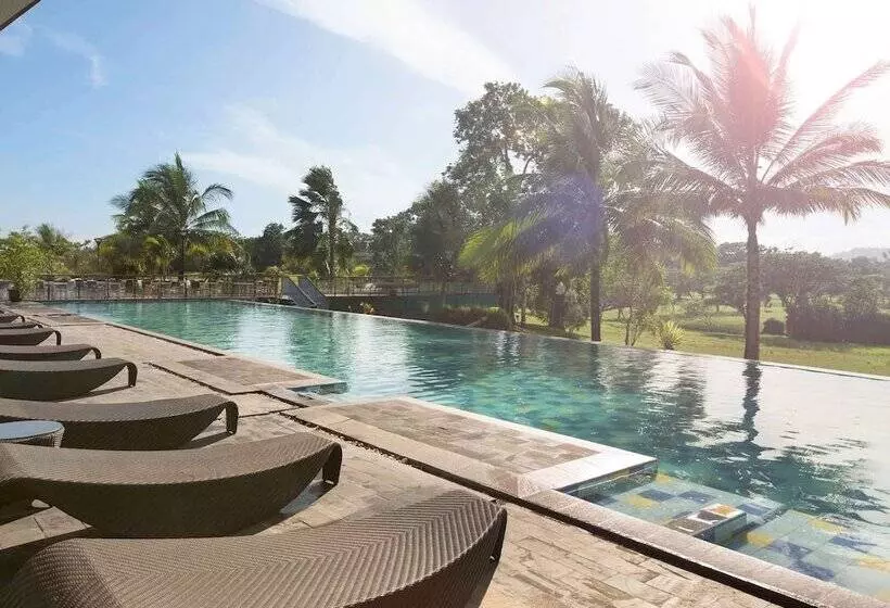 Novotel Manado Golf Resort & Convention Center