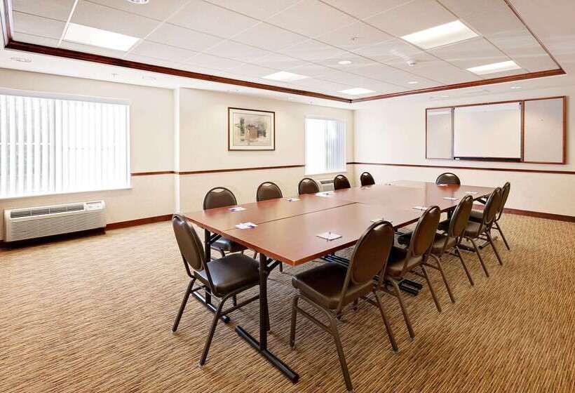 هتل Best Western Byron Center