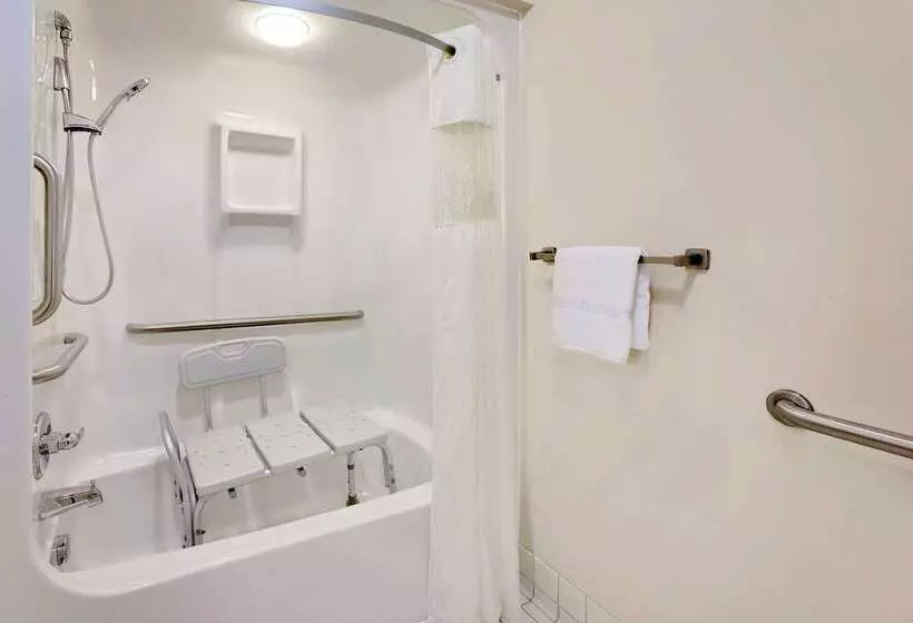 Отель Best Western Byron Center