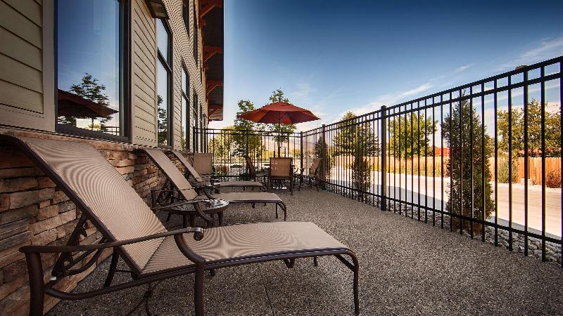 فندق Best Western Premier Ivy Inn & Suites