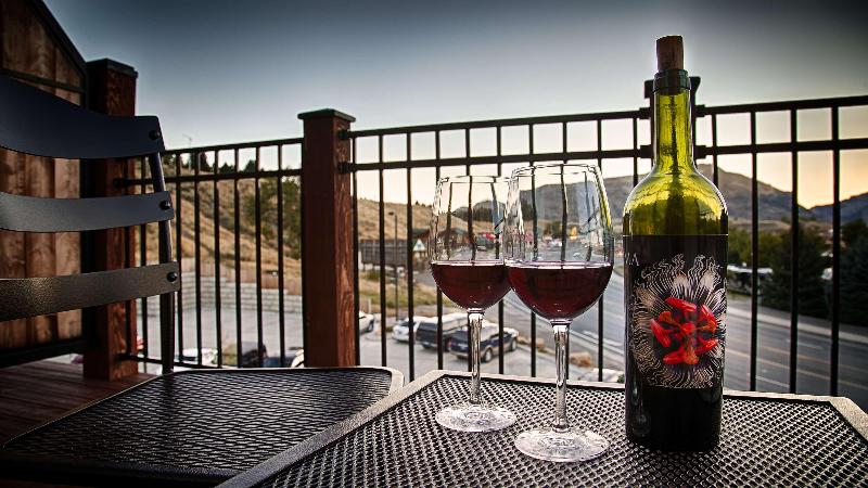 فندق Best Western Premier Ivy Inn & Suites