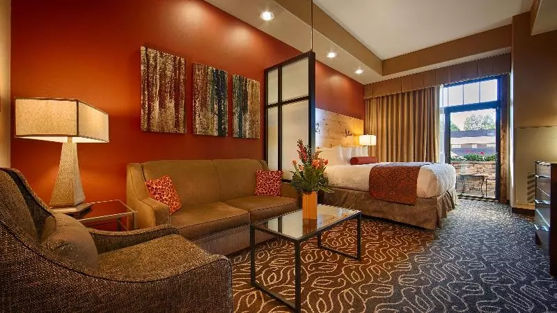 호텔 Best Western Premier Ivy Inn & Suites