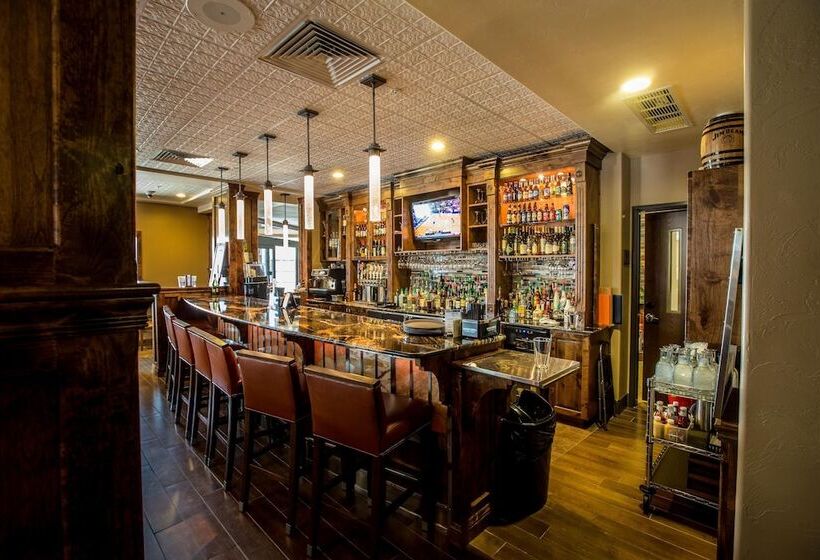 فندق Best Western Premier Ivy Inn & Suites