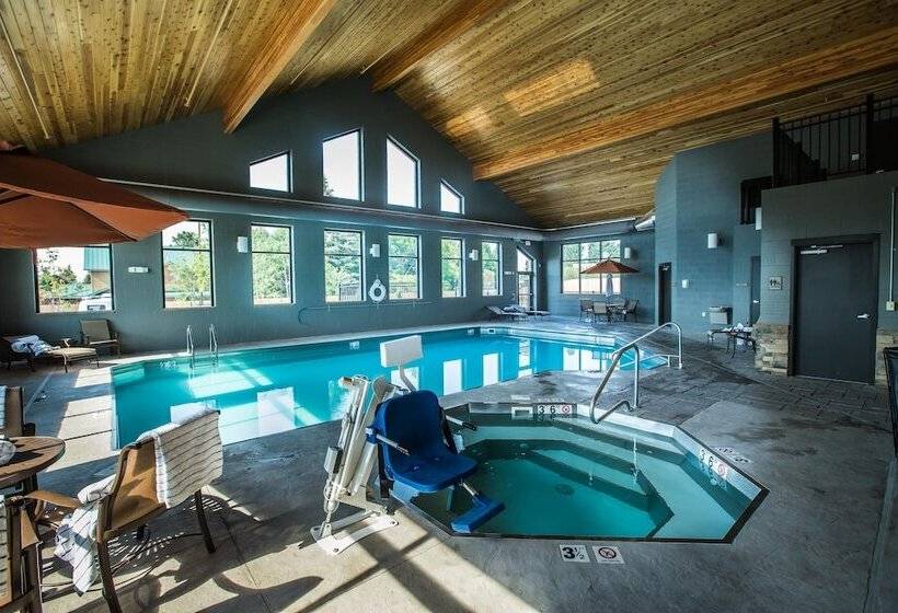 فندق Best Western Premier Ivy Inn & Suites