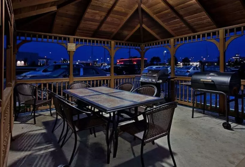 ホテル Candlewood Suites Kansas City, An Ihg