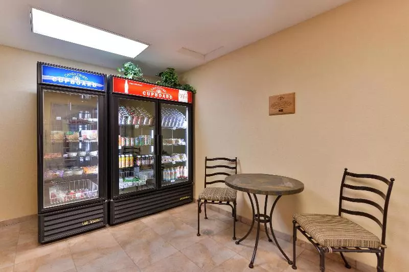 هتل Candlewood Suites San Diego, An Ihg