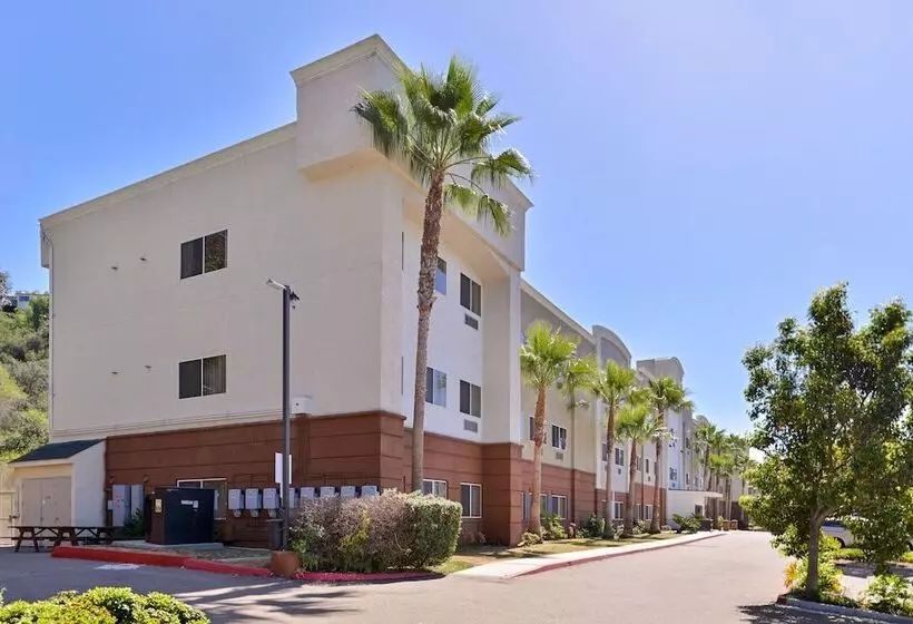 هتل Candlewood Suites San Diego, An Ihg