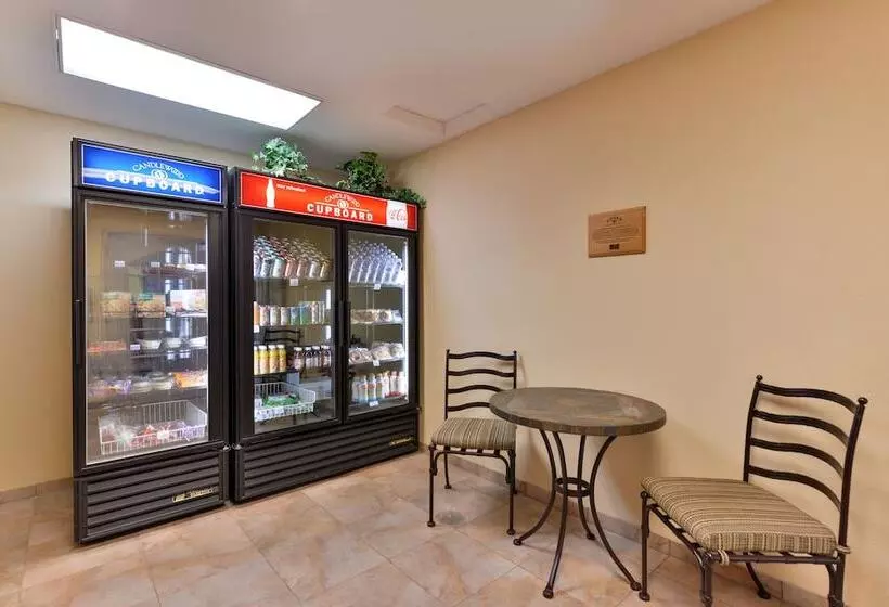 هتل Candlewood Suites San Diego, An Ihg