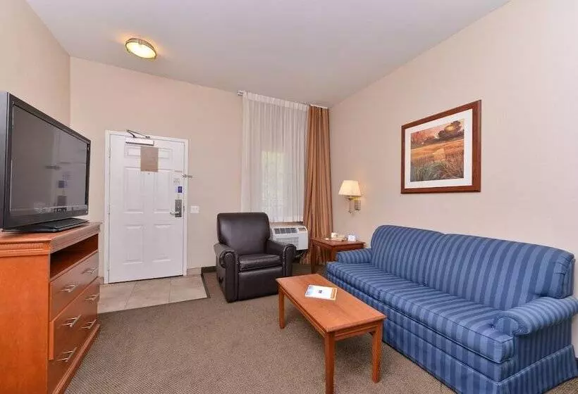 هتل Candlewood Suites San Diego, An Ihg