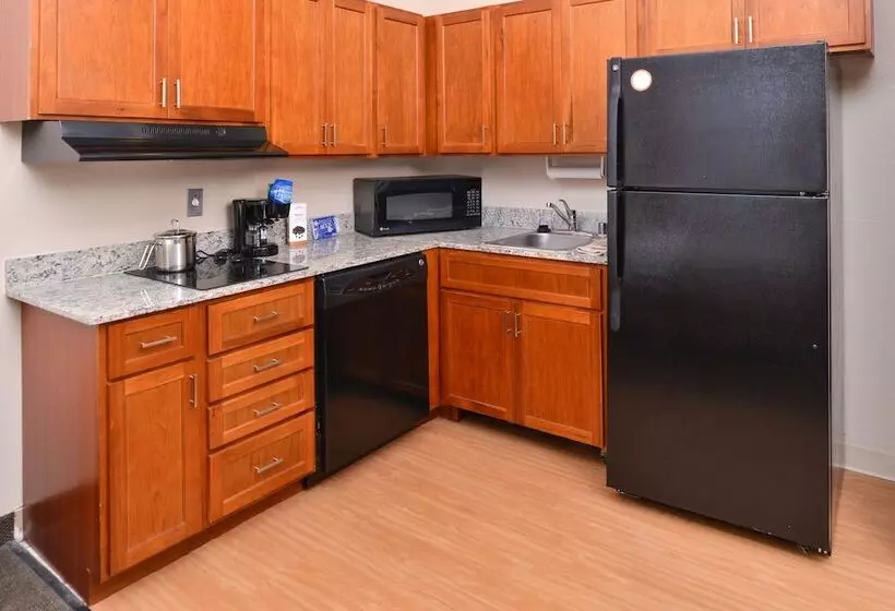 هتل Candlewood Suites San Diego, An Ihg