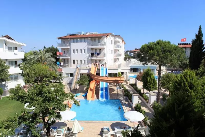 Отель Catty Cats Garden