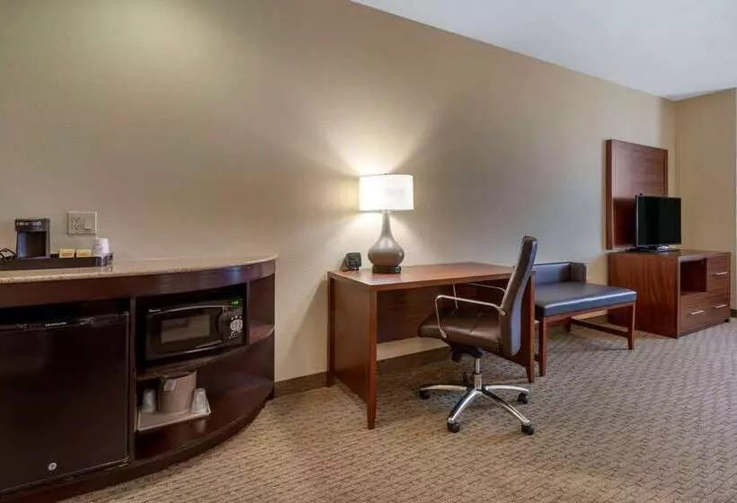 Hotel Comfort Suites Eugene