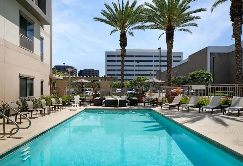 Hotelli Courtyard By Marriott Santa Ana Orange County