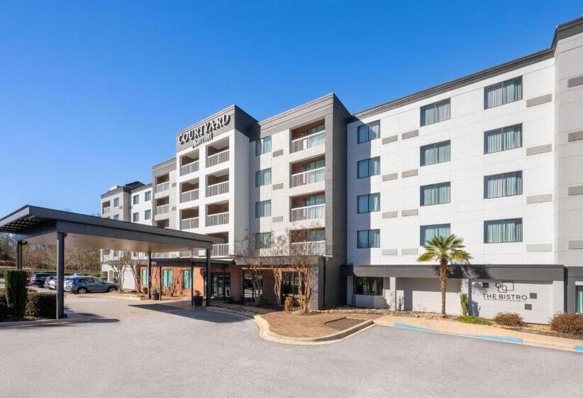 Отель Courtyard Greenville Spartanburg Airport