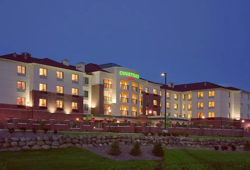 Szálloda Courtyard By Marriott Madison East