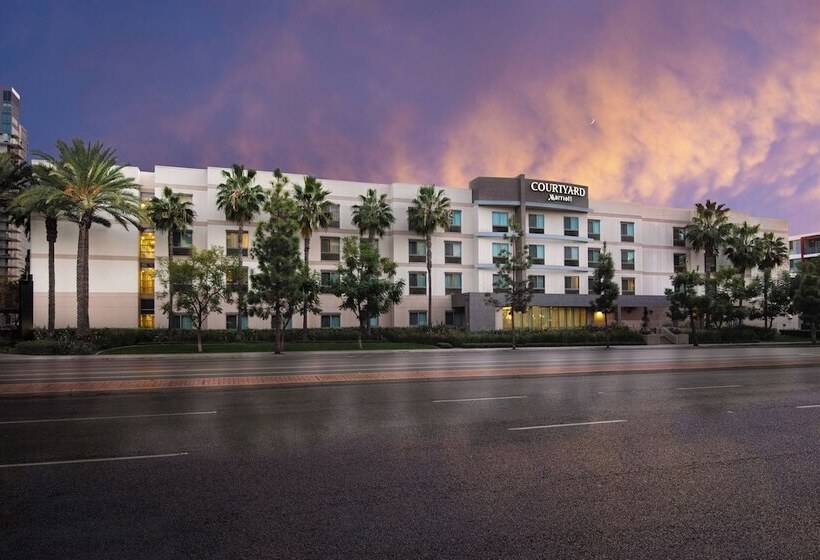 ホテル Courtyard By Marriott Santa Ana Orange County