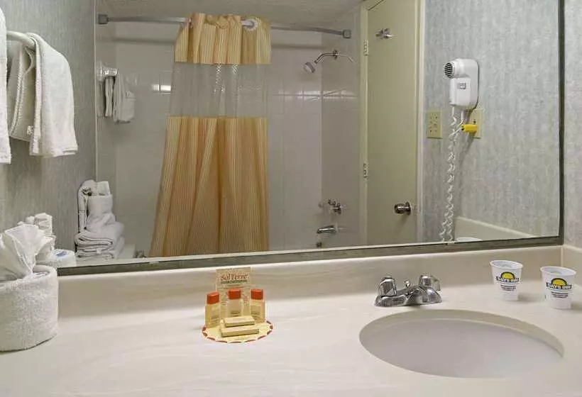 ホテル Days Inn By Wyndham Myrtle Beachgrand Strand