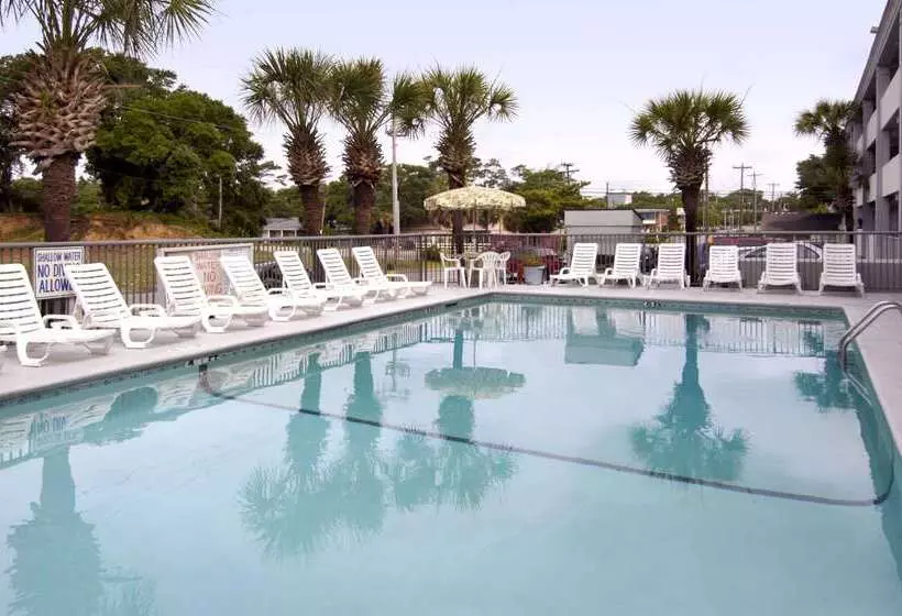 ホテル Days Inn By Wyndham Myrtle Beachgrand Strand