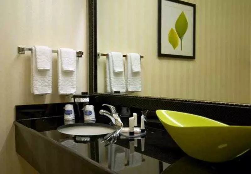 בית מלון כפרי Fairfield Inn & Suites Cartersville