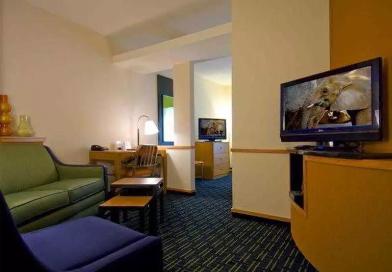 בית מלון כפרי Fairfield Inn & Suites Cartersville