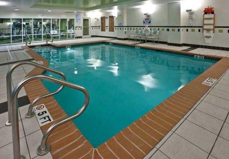 هتل Fairfield Inn & Suites Wilmington Wrightsville Beach