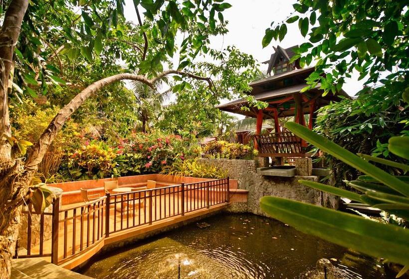 Hotel Flushing Meadows Resorts & Playground