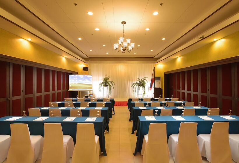 Hotel Flushing Meadows Resorts & Playground