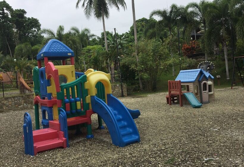 Hotel Flushing Meadows Resorts & Playground