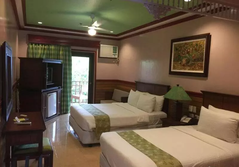 בית מלון כפרי Flushing Meadows Resorts & Playground