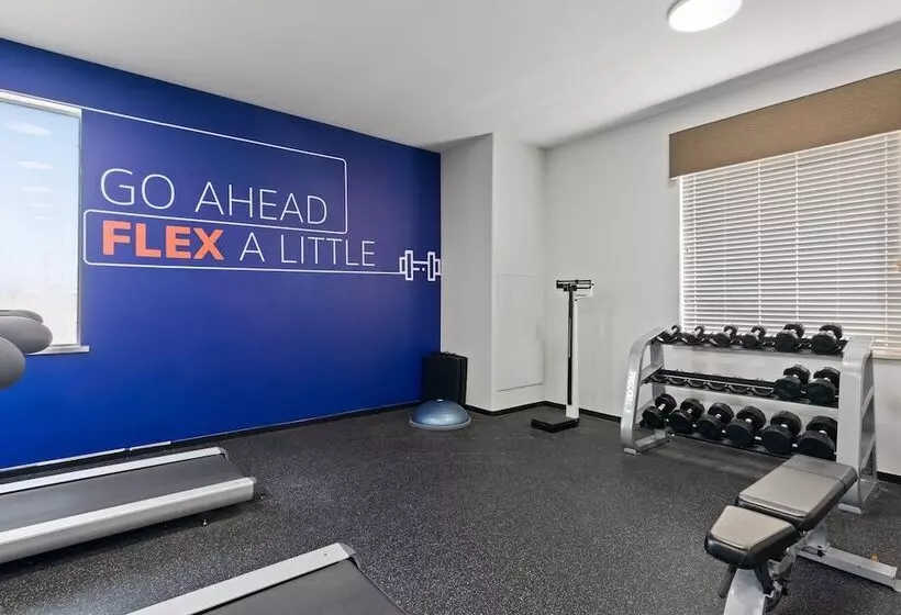 호텔 Holiday Inn Express & Suites Oklahoma City Nw Quail Springs, An Ihg