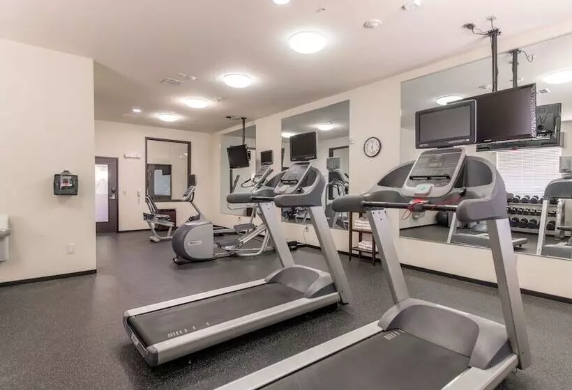 호텔 Holiday Inn Express & Suites Oklahoma City Nw Quail Springs, An Ihg