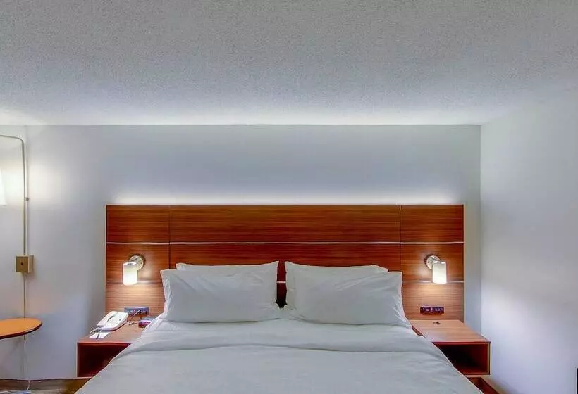 酒店 Holiday Inn Express Fort Wayne   East   New Haven, An Ihg