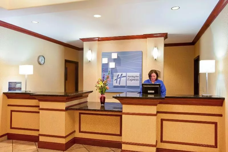 호텔 Holiday Inn Express Rockford Loves Park, An Ihg