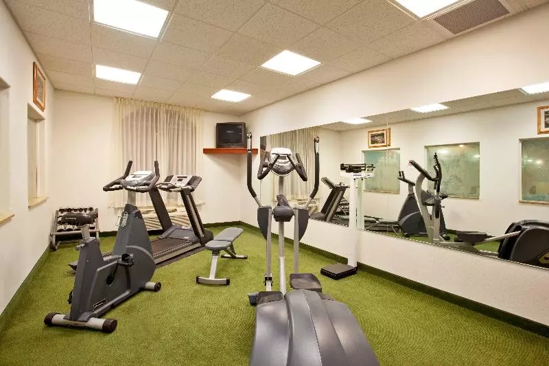 호텔 Holiday Inn Express Rockford Loves Park, An Ihg