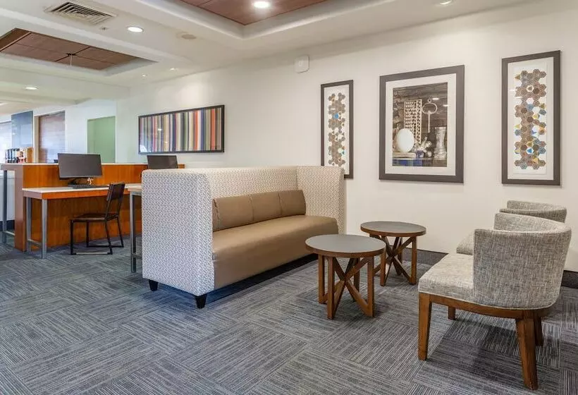 호텔 Holiday Inn Express Rockford Loves Park, An Ihg