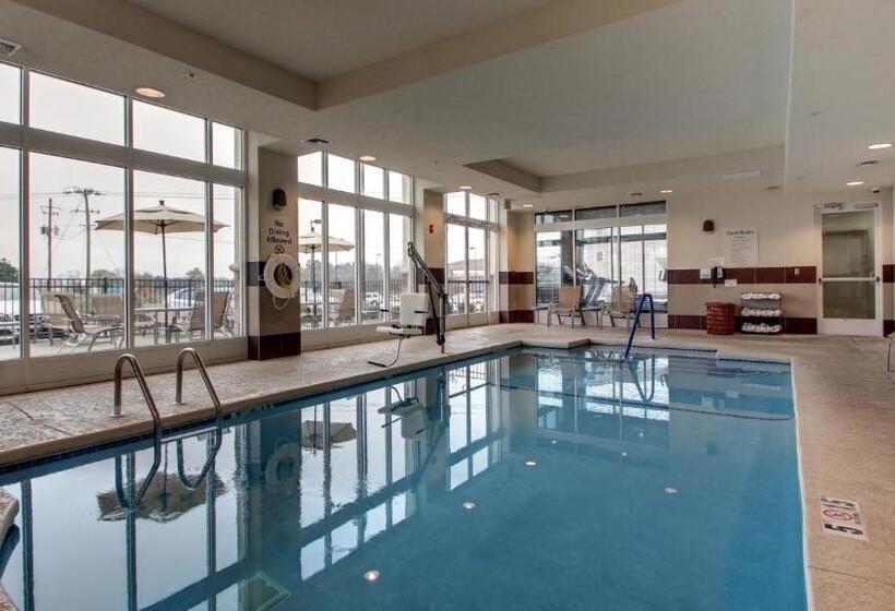 Отель Holiday Inn Meridian East I 59 / I 20