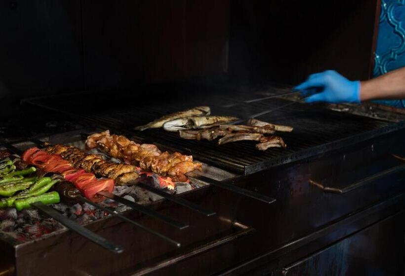 בית מלון כפרי Marti Resort Deluxe