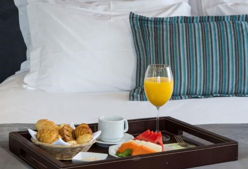 Radisson Hotel Houston Intercontinental Airport North