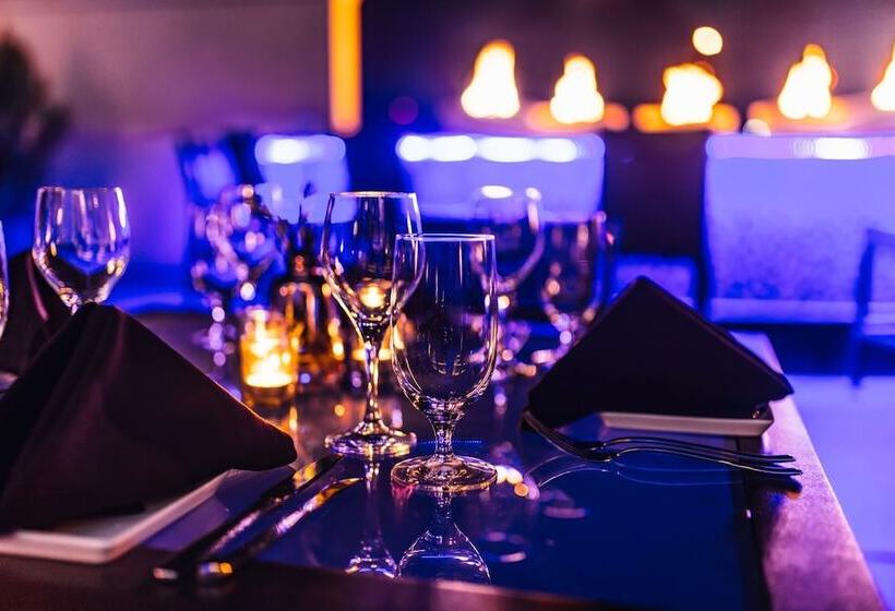 فندق Renaissance Baton Rouge