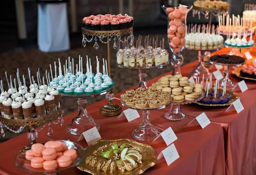 Renaissance Minneapolis Hotel, The Depot