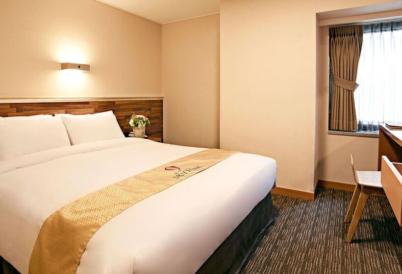 Hotel Skypark Myeongdong 1