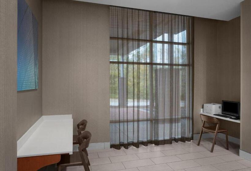 ホテル Springhill Suites Pittsburgh Southside Works