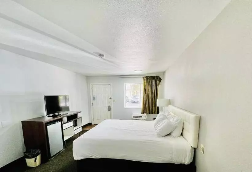 酒店 Studio 6 Suites Flagstaff Az