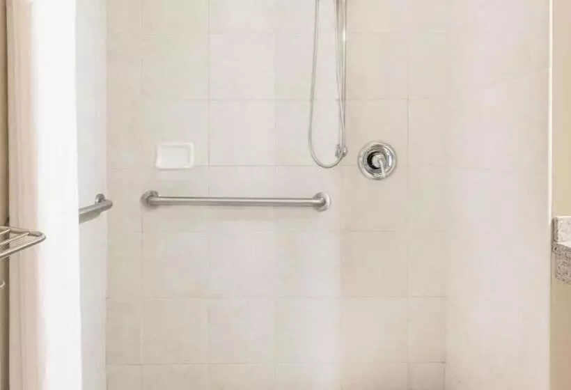 Hotel Spark By Hilton Lancaster Dutch Country