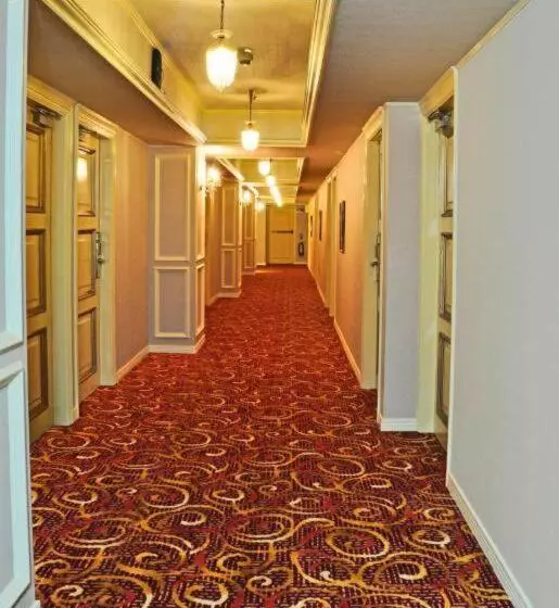 Networld Hotel Spa And Casino