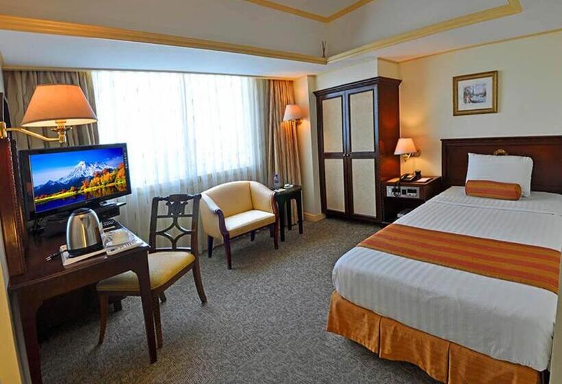 Networld Hotel Spa And Casino